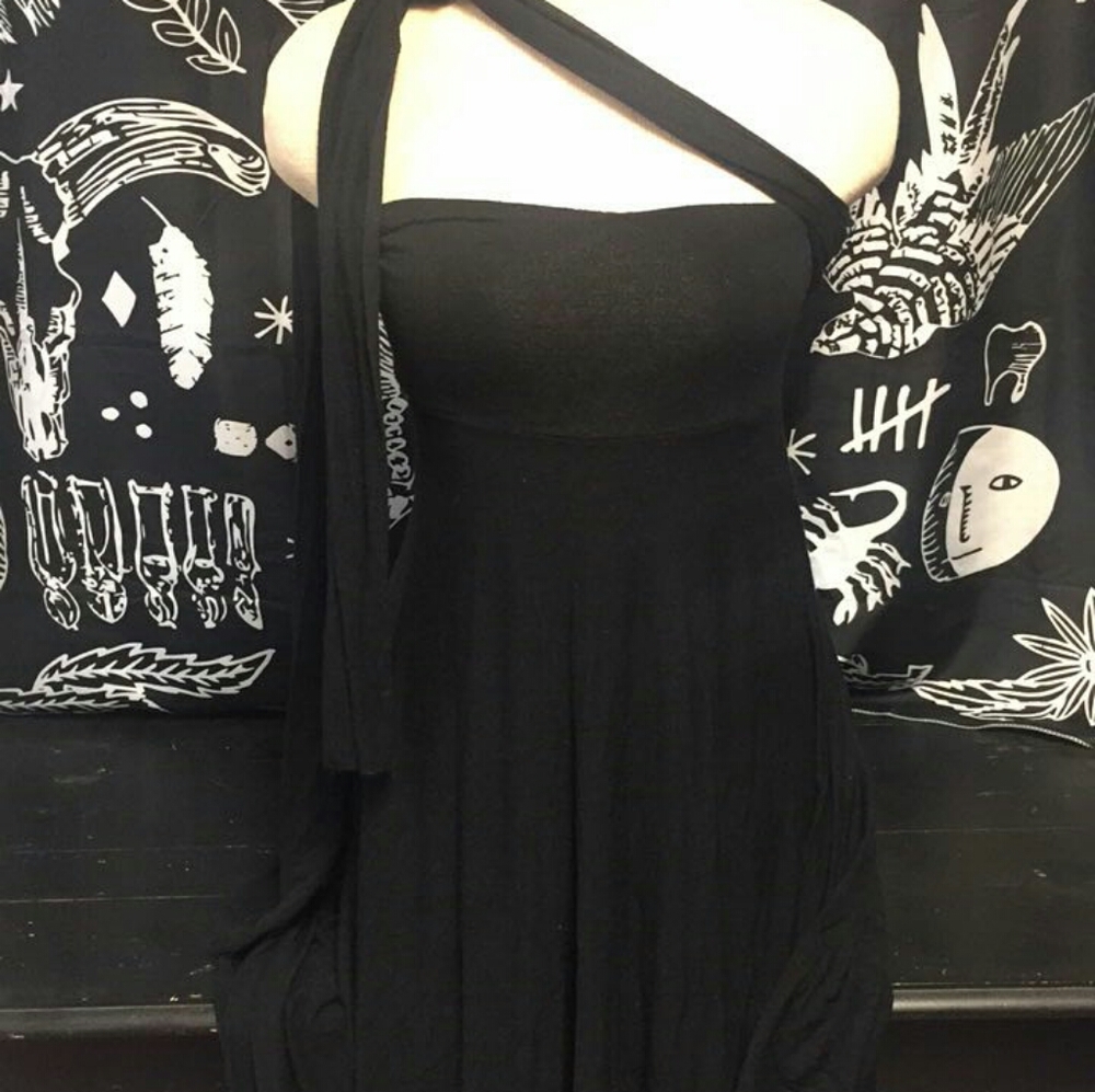 Black no strap dress